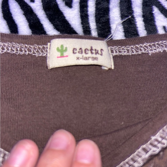 vintage bedazzled off the shoulder las vegas long sleeve - Picture 2 of 2